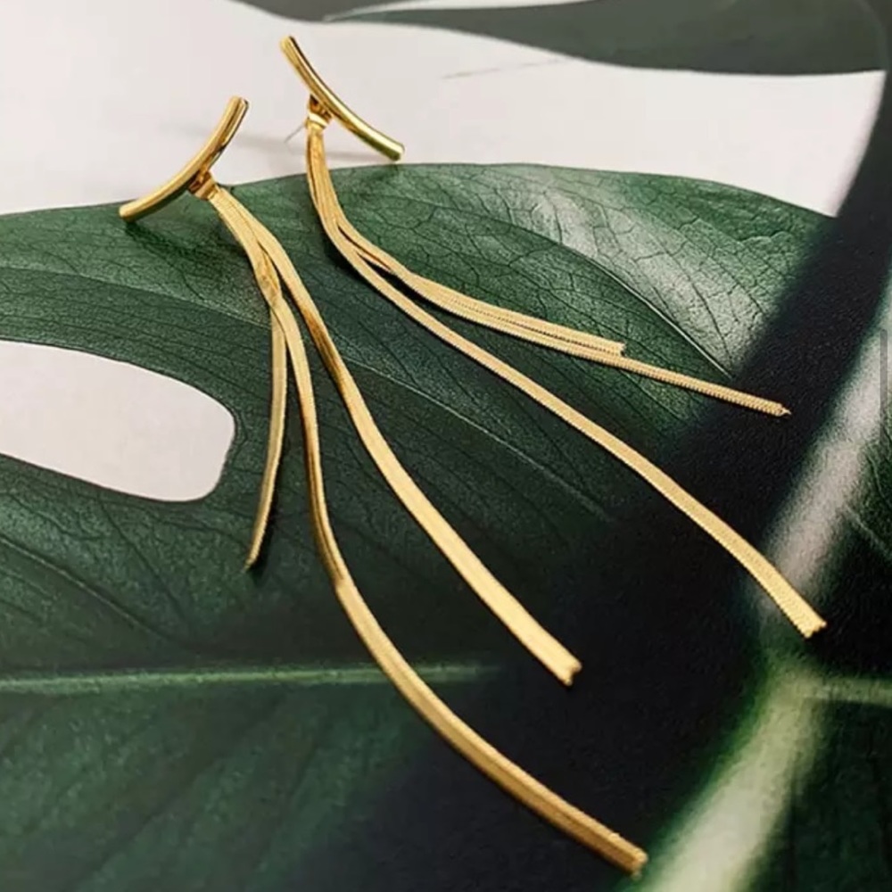 TASSEL 18K GOLD BAR LONG ARK EARRINGS, NICE EARRINGS, CUTE EARRINGS - Picture 4 of 7